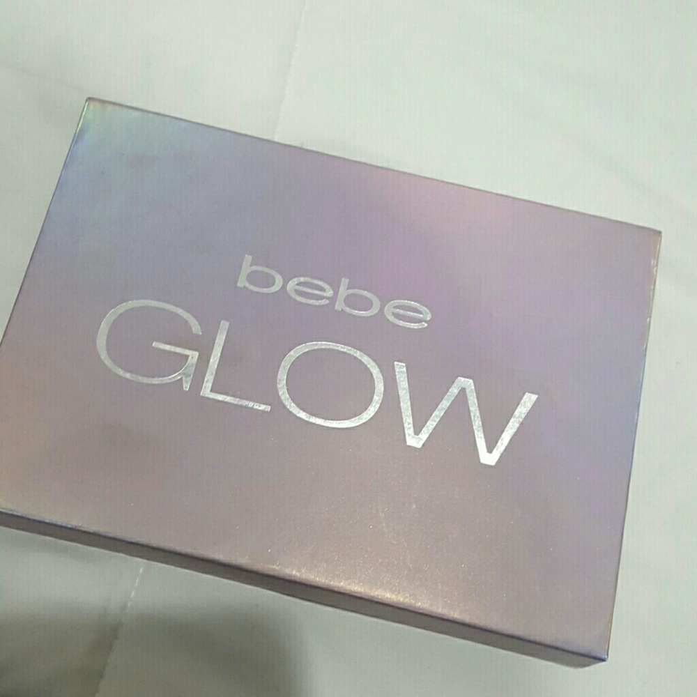 Bebe glow pallete